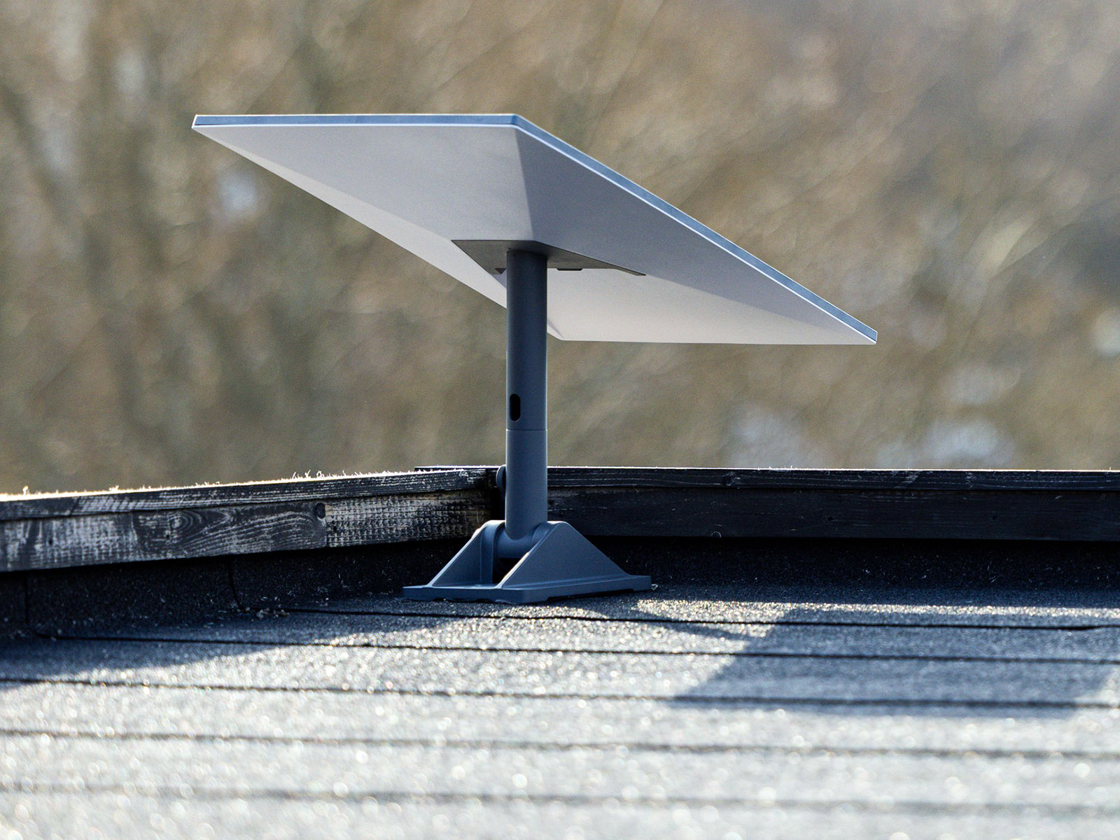 Antena Starlink Standard montada en techo
